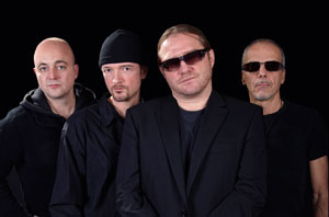 achtungweb ACHTUNG BABY! im Bahnhof Bad Salzuflen.