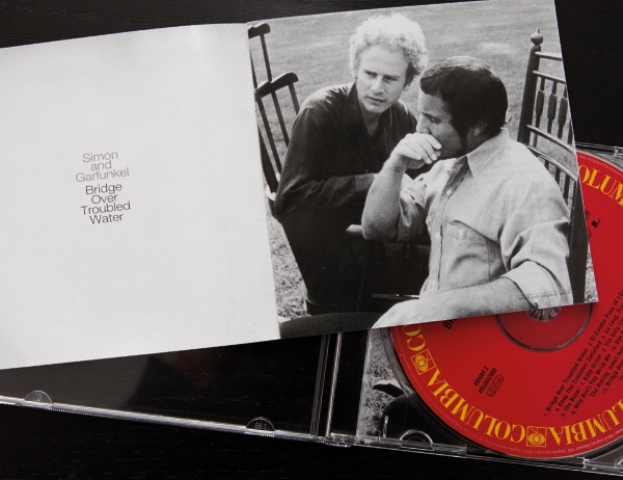 Simon & Garfunkel - bridge over troubled water