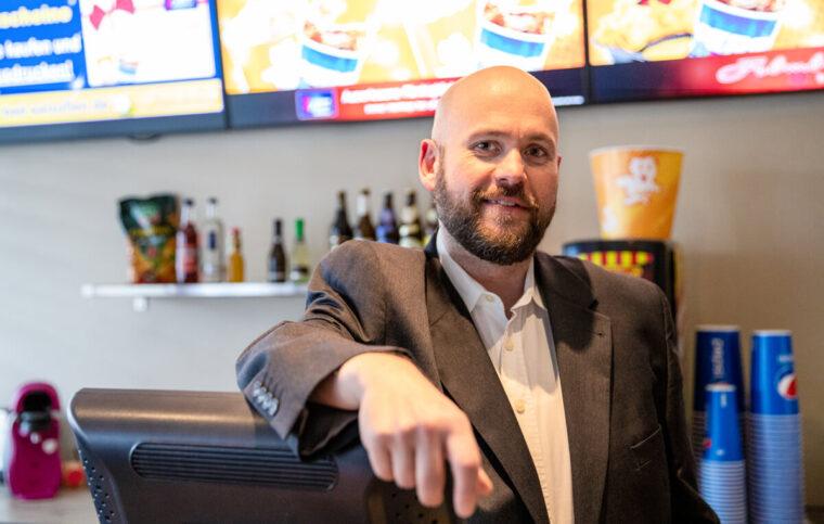 Portrait von Martin Zeitz in der Filmbühne in Bad Salzuflen