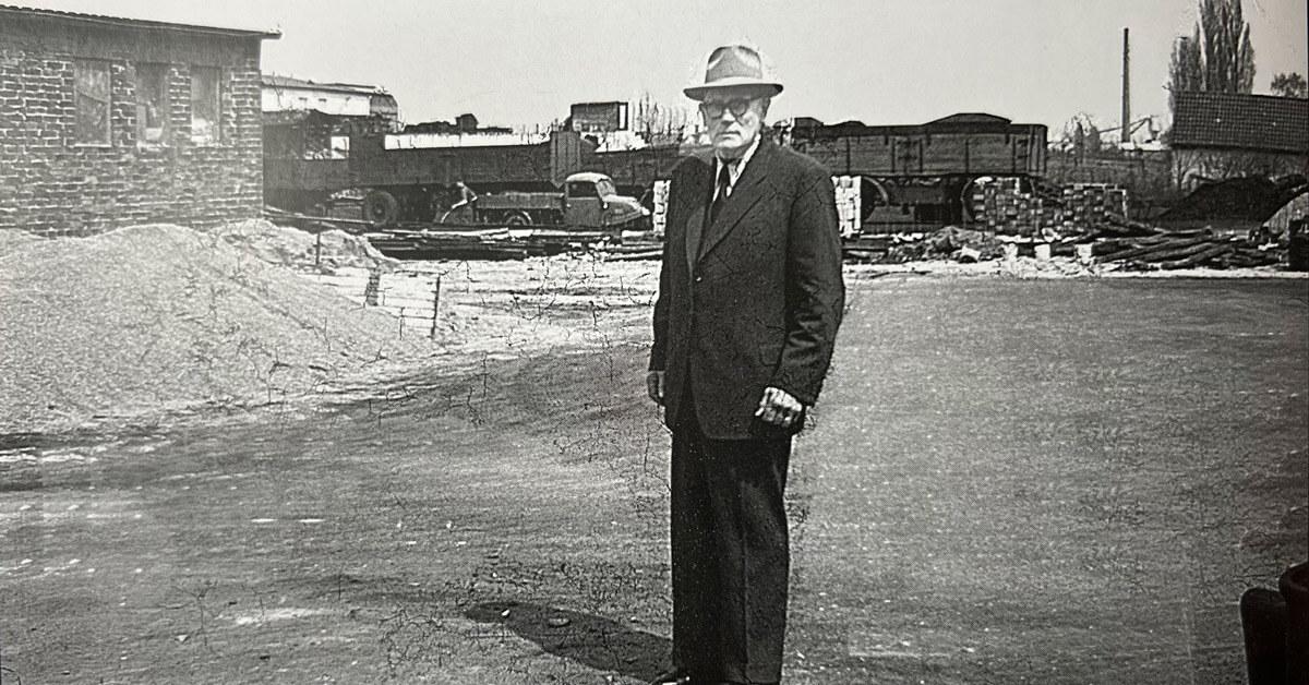 Schwarzweiß-Foto von Wilhelm Linnenbecker